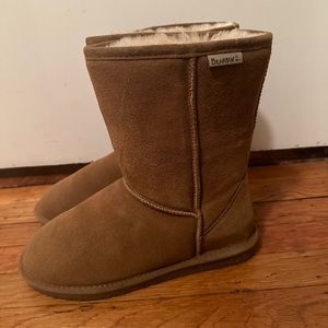 Bearpaw Emma Short Women's Classic Winter Slip On Boots, Lightweight Suede Boots